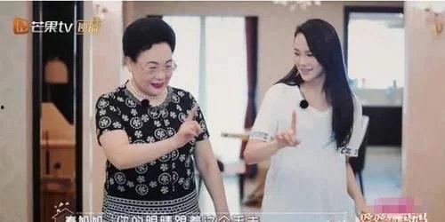 姐妹被妈妈骂吃瓜视频大全,姐妹间的温馨瞬间大盘点