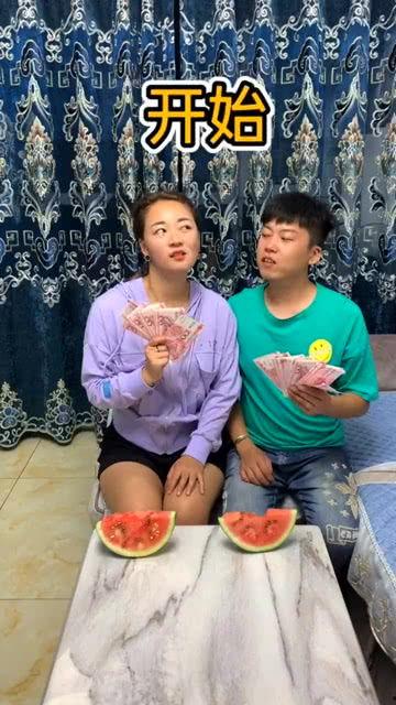 娘俩吃瓜比赛视频,欢乐比拼笑料百出
