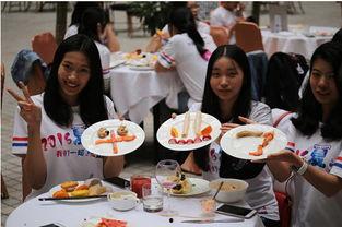 女大学生聚餐吃瓜视频,女大学生聚餐吃瓜，趣味视频引发网友热议