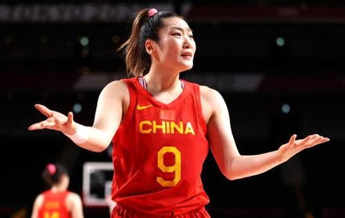 李梦女篮吃瓜视频,揭秘赛场背后的趣味瞬间