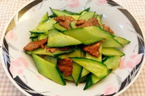 宝宝吃炒小瓜视频教程,简单炒小瓜视频教程