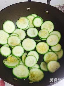 椭圆瓜怎么吃才好吃呢视频,解锁家常烹饪新技巧