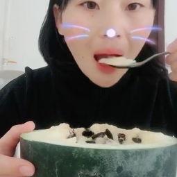 下雨吃瓜梳头视频大全,趣味视频大全集锦