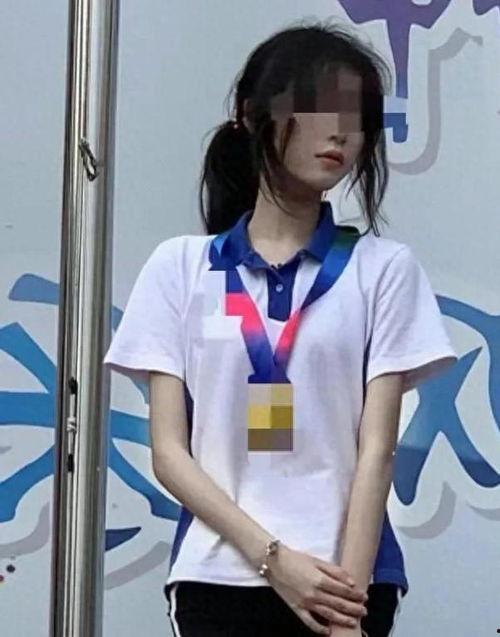 闺蜜两人吃瓜视频,揭秘娱乐圈幕后故事